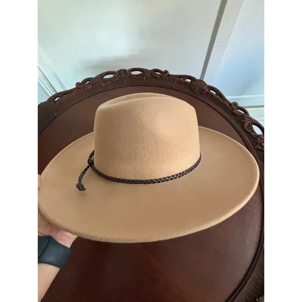 Lulu's Fedora Felt Hat with Faux leather belt Size S/M